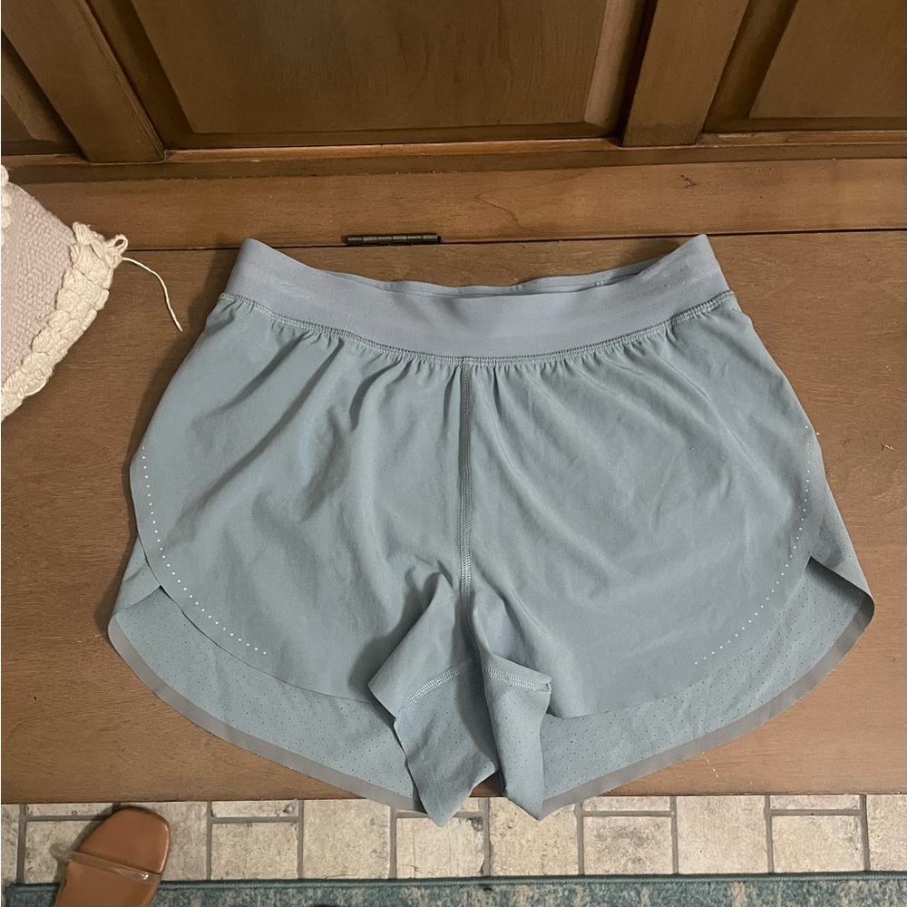 Fast and free reflective shorts